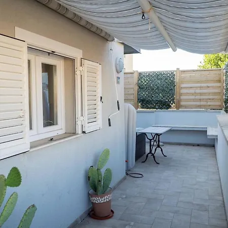 Διαμέρισμα La Terrazza Di Marco Near The Station